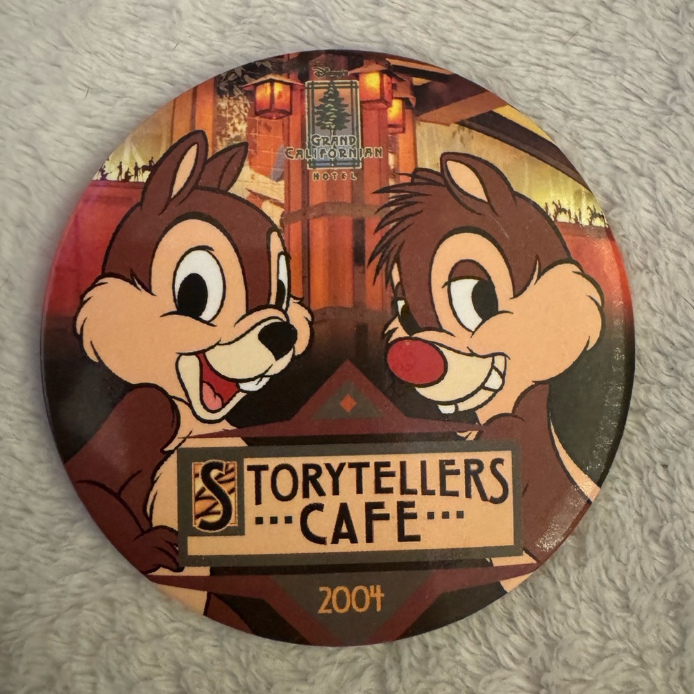Storytellers Cafe Chip 'n Dale Enamel Pin - Brown & Red
